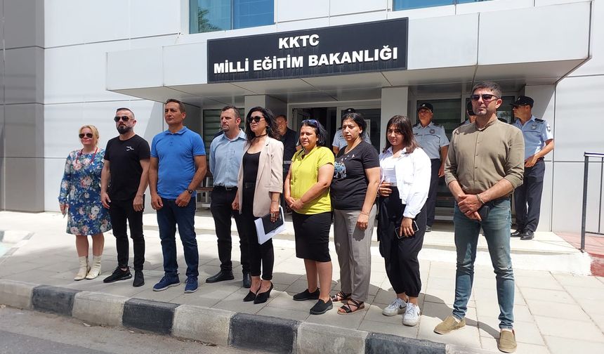 KTOEÖS ve Meral-Vedat Ertüngü Lisesi velileri Eğitim Bakanlığı önünde basın açıklaması yaptı...