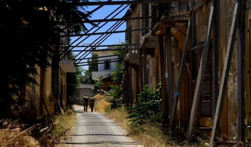 Rum yönetimi ara bölgeden tahliye ettiği 70 kişiyi sığınma sistemine kabul etmeyecek