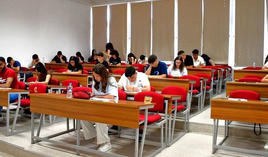 Grev sebebiyle ertelenen sınavlar yarın yapılacak