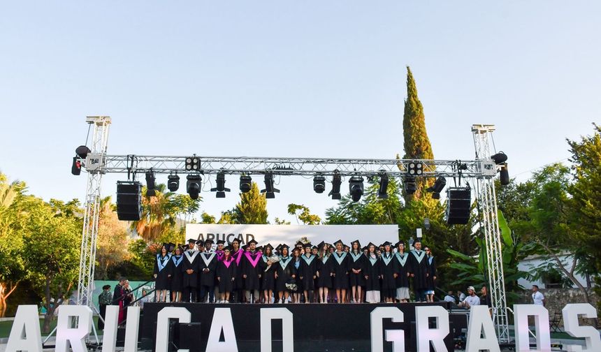 ARUCAD 2024–2025 Akademik Yılı mezuniyet töreni yapıldı