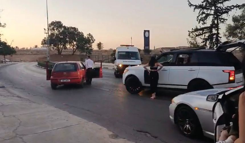 Yol ortasına park ederek ambulans geçişini engelleyen sürücülere para cezası