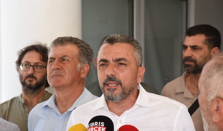 HÜR-İŞ, İhtiyat Sandığı Dairesi önünde basın açıklaması yaptı