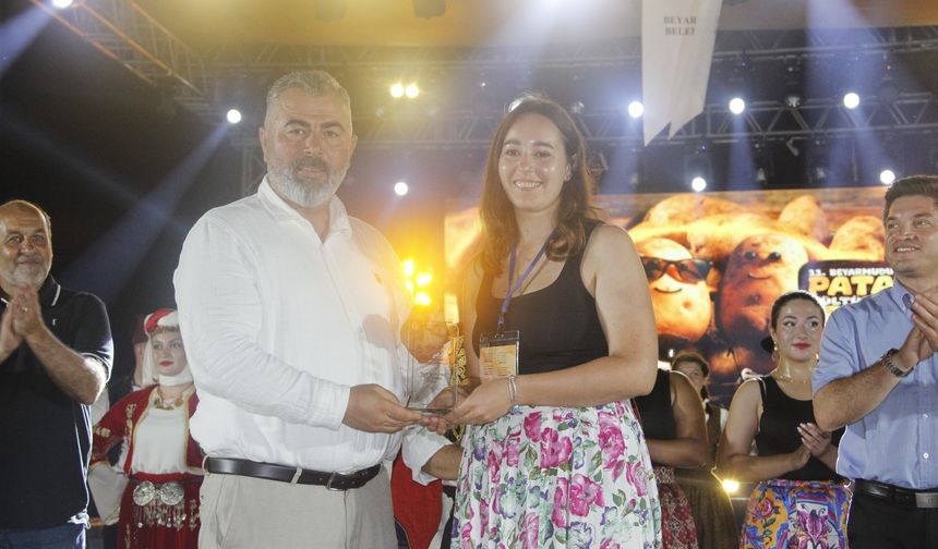 Bu akşam Yeni Türkü grubu sahne alacak
