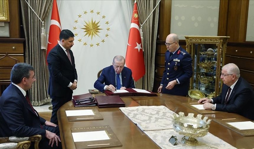 YAŞ Kararları Sonrası Yeni Genelkurmay Başkanı: Selçuk Bayraktaroğlu