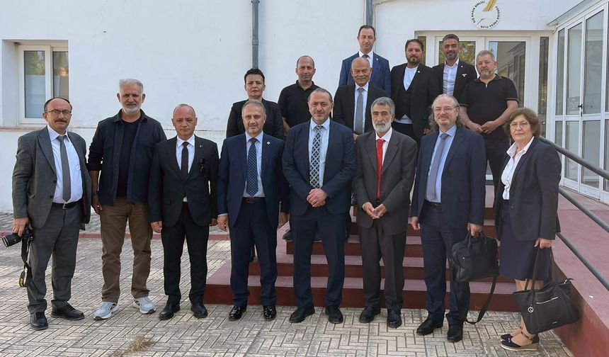 Hamburg Türk Basın Birliği, Dış Basın Birliği’ni ziyaret etti