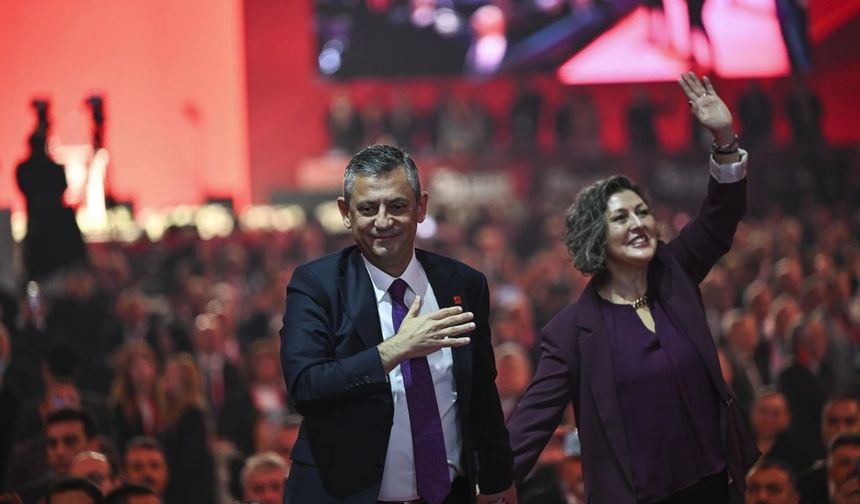 CHP'nin 39. Olağan Kurultayı'nda Özgür Özel yeniden genel başkan seçildi