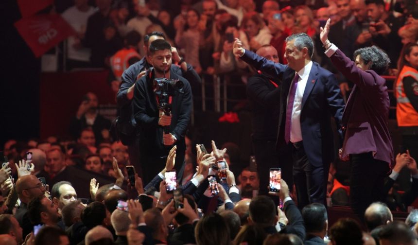 Özgür Özel güven tazeledi