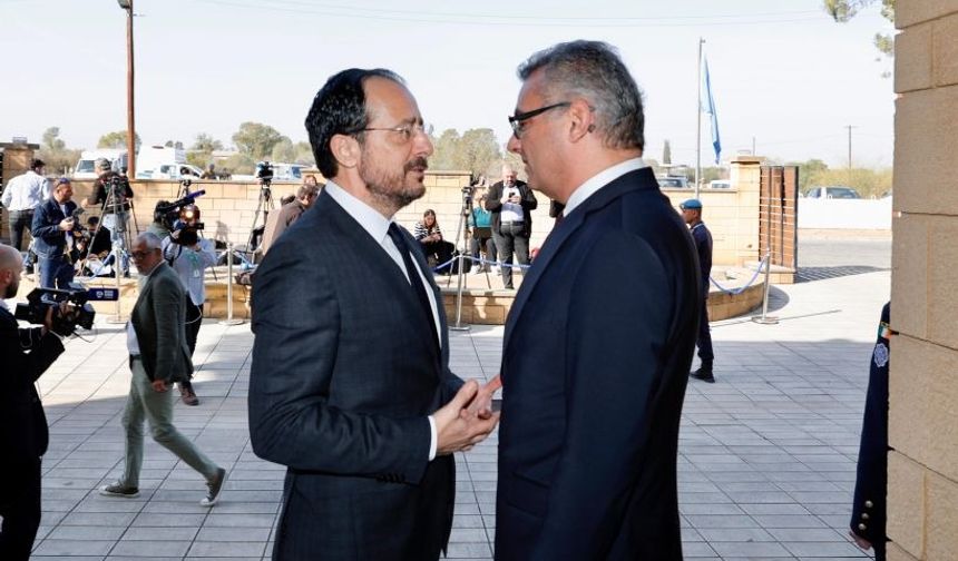 Rum basınında Erhürman-Hristodulidis görüşmesinin yankıları