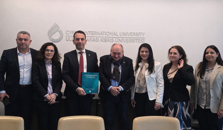 UKÜ, Romanya’dan gelen akademik heyeti ağırladı