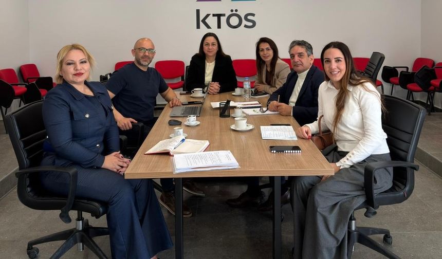 CTP Eğitim Komitesi KTÖS’ü ziyaret etti