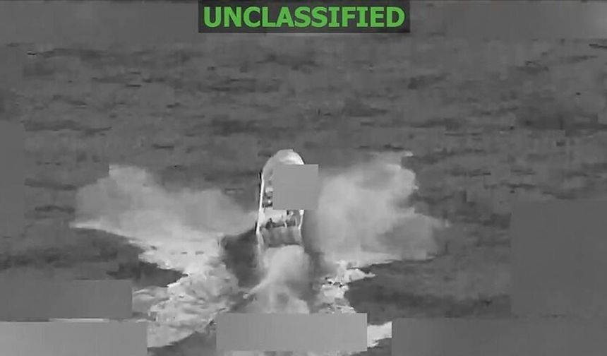 ABD, Doğu Pasifik'te bir gemiyi vurdu