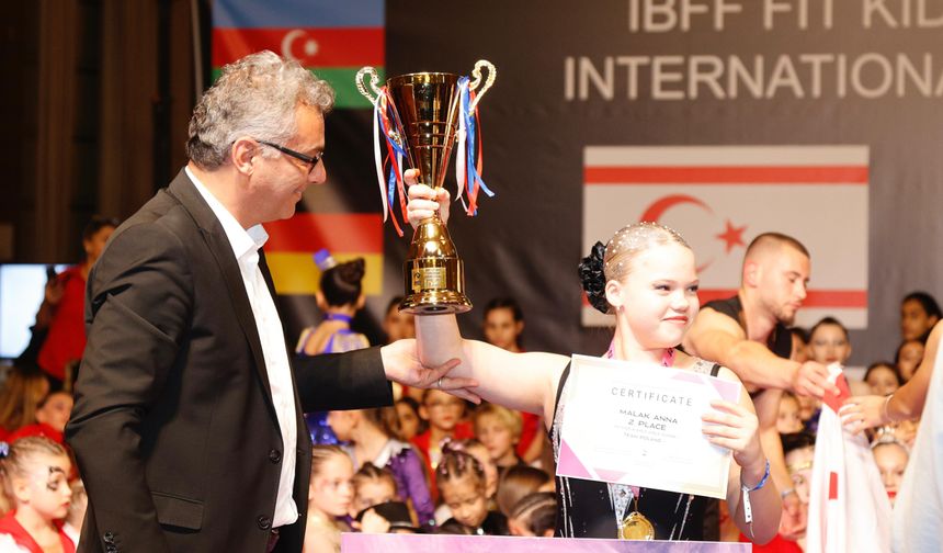 Erhürman, IBFF FIT Kids Avrupa Şampiyonası’nda ödülleri takdim etti