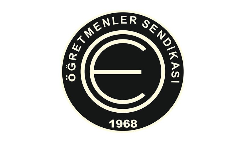 KTOEÖS Lefkoşa'daki okullarda grev yapıyor