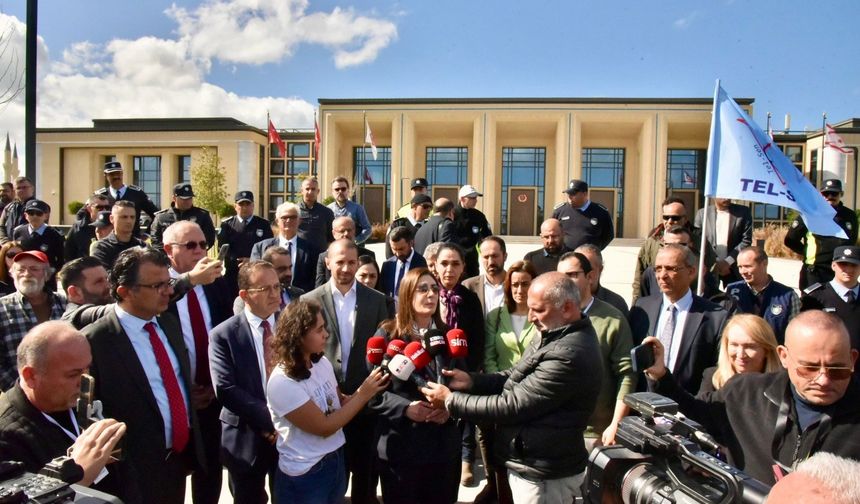 Fiber Optik Protokolü’ne Meclis önünde sendikalar tepkilerini ortaya koydu