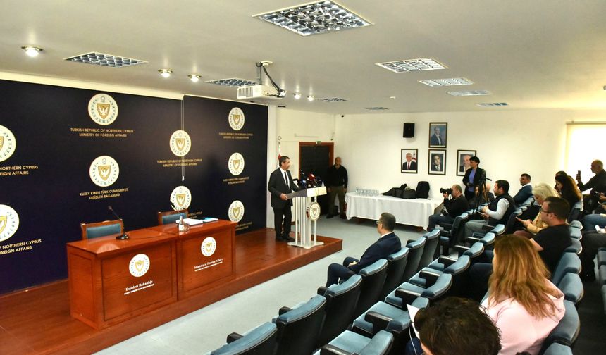 Dışişleri Bakanı Ertuğruloğlu, basın mensuplarının sorularını yanıtladı