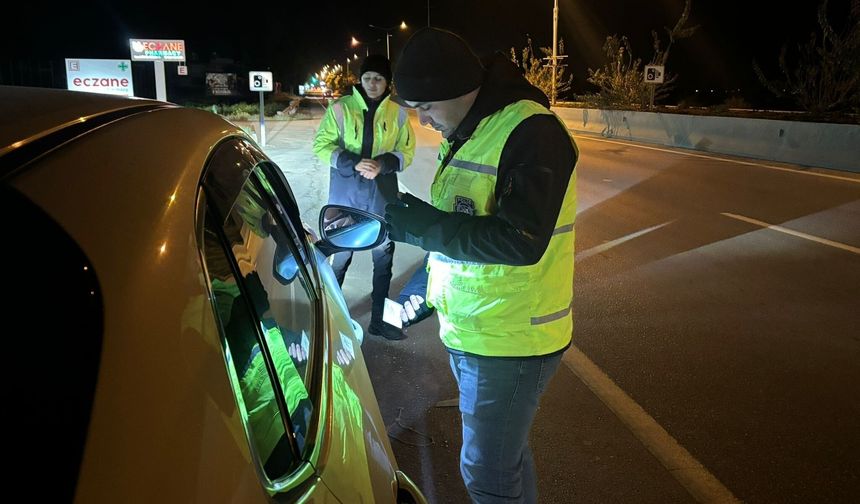 Dün trafik denetimlerinde 38 araç trafikten men edildi, 1 sürücü tutuklandı