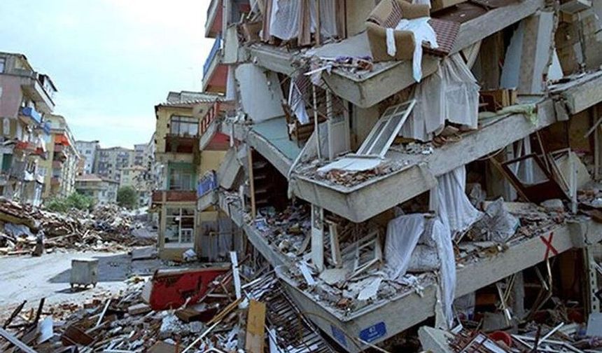 Dünya genelinde doğal afet kaynaklı ölümlerin yarısından fazlasına depremler yol açıyor