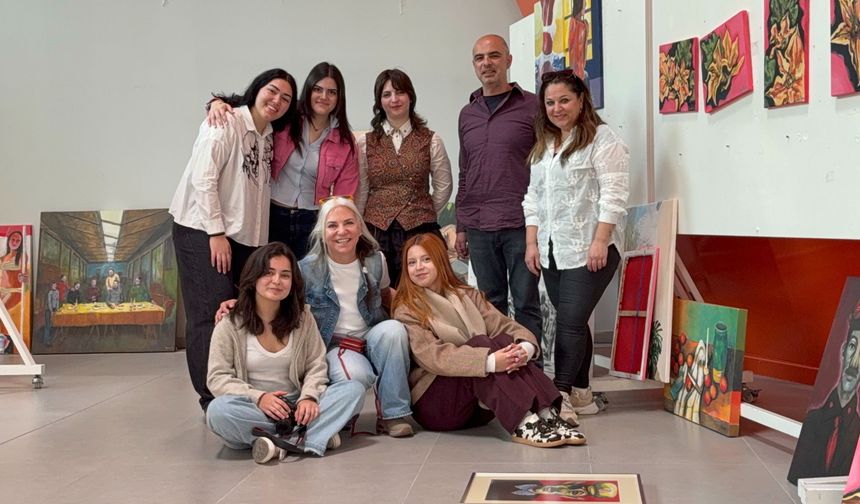 “Rezonans” adlı sergi Ercan Havalimanı’nda açıldı