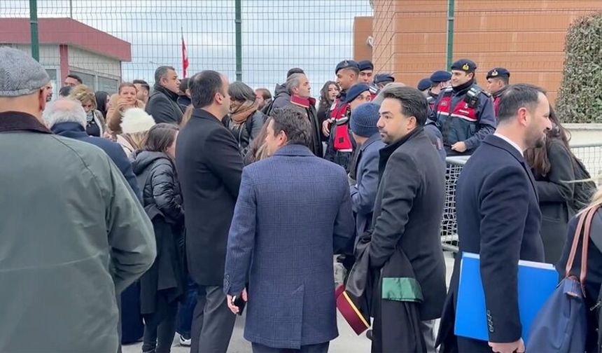 "İmamoğlu çıkar amaçlı suç örgütü" davasının ilk duruşması tamamlandı