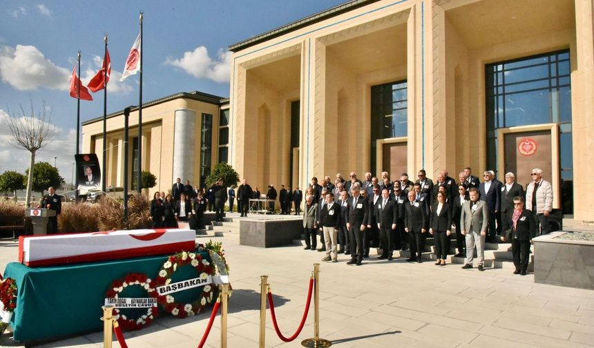 Merhum siyasetçi Salih Coşar için Meclis’te tören düzenlendi