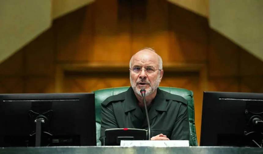 Kalibaf: "Düşmanlar bir bölge ülkesi ile İran adalarından birini işgale hazırlanıyor"