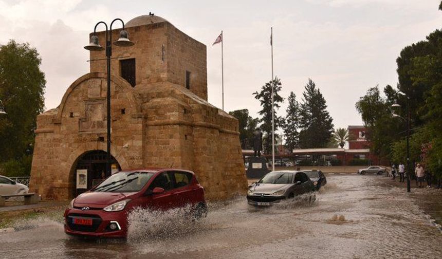 Yarın iç kesimlerde kısa süreli sağanak bekleniyor