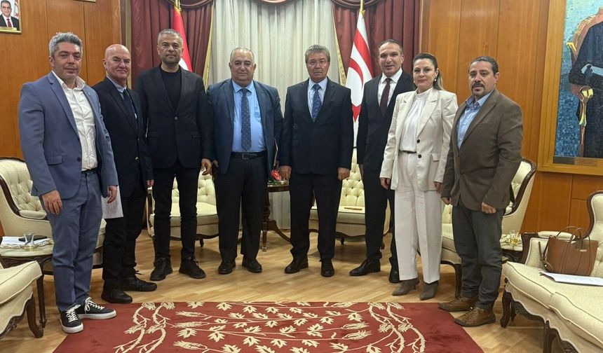 UYDUDA YAYIN TV TEMSİLCİLERİNDEN BAŞBAKAN ÜSTEL’E ZİYARET