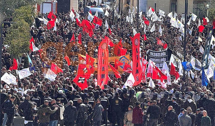 Sendikalardan genel greve devam kararı