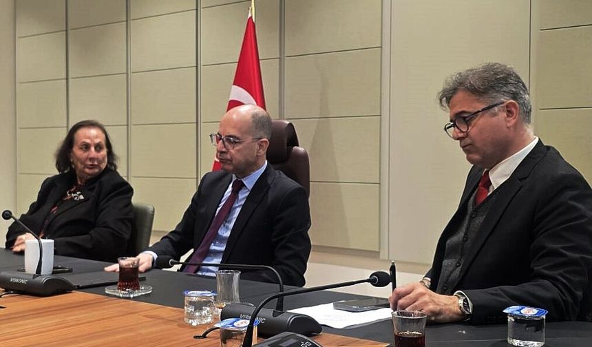 GAÜ heyeti, Cumhurbaşkanlığı Yerleşkesi’ni ziyaret etti