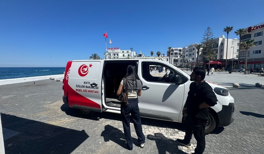 İçişleri Bakanlığı ülkede kaçak bulunan 2 kişi hakkında yasal işlem başlatıldığını açıkladı