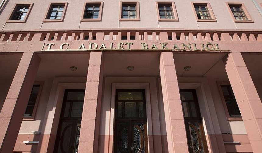 TC Adalet Bakanlığı: “Başta Telegram olmak üzere sosyal medyada işlemler başlatıldı”