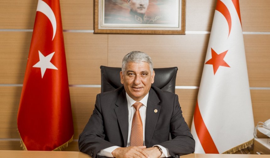 Özçınar, 23 Nisan Ulusal Egemenlik ve Çocuk Bayramı dolayısıyla mesaj yayımladı