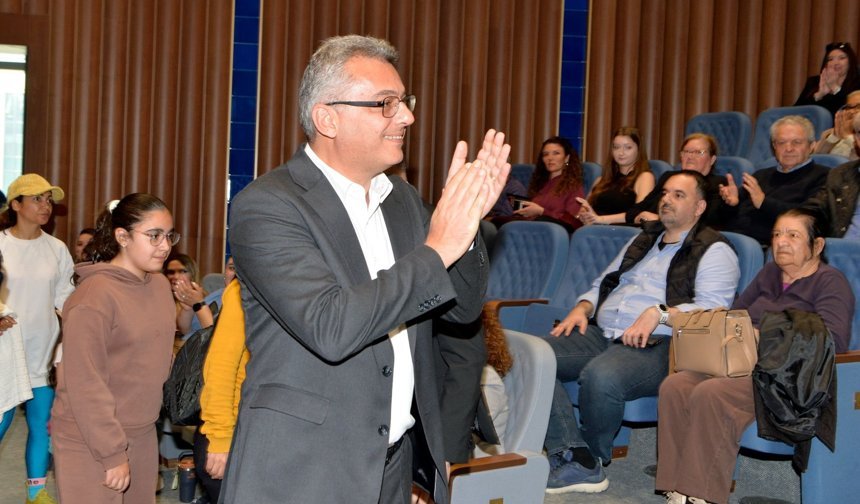 KKTC CSO 23 Nisan Ulusal Egemenlik ve Çocuk Bayramı dolayısıyla konser verdi