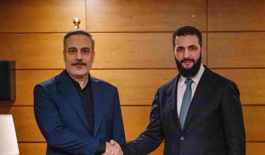 Fidan, Şara ile Antalya'da görüştü