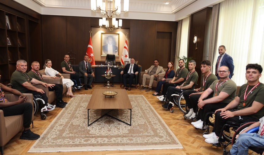 Öztürkler: “Tekerlekli sandalyeli sporcuların başarısı gurur kaynağımız"