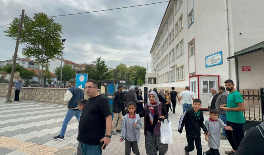 Malatya'da 5,6 büyüklüğünde deprem… Birçok ilde hissedildi