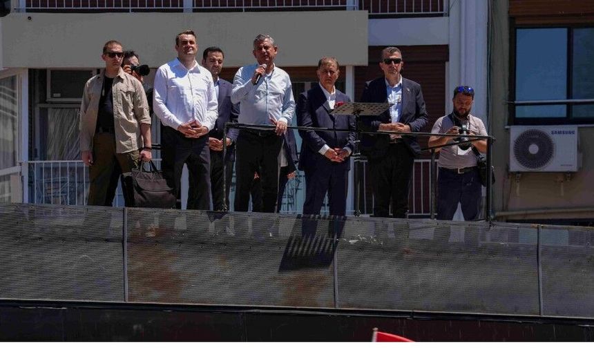 Özgür Özel’den Kılıçdaroğlu'na çağrı: "2 milyon CHP'li genel başkanı seçsin”