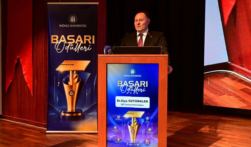 Öztürkler: “Üniversiteler, toplumun geleceğini şekillendiren merkezlerdir”