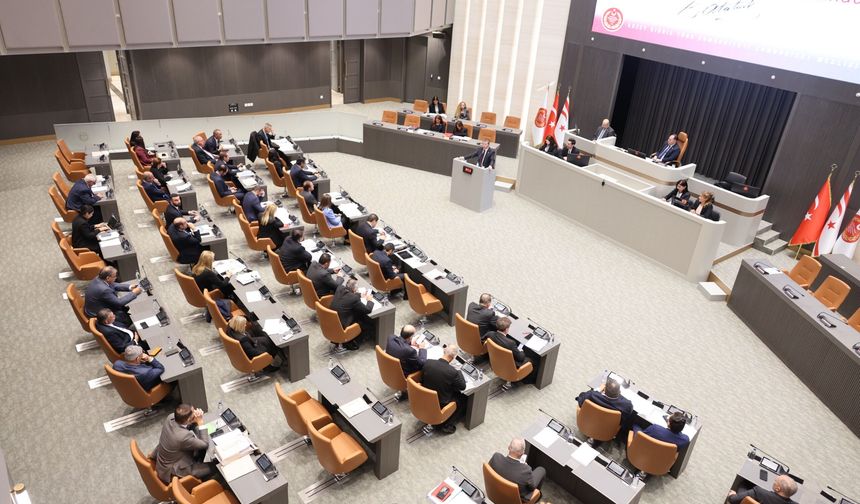 İlk, orta ve mesleki teknikle ilgili dairlerin yasa tasarıları Meclis'te onaylandı