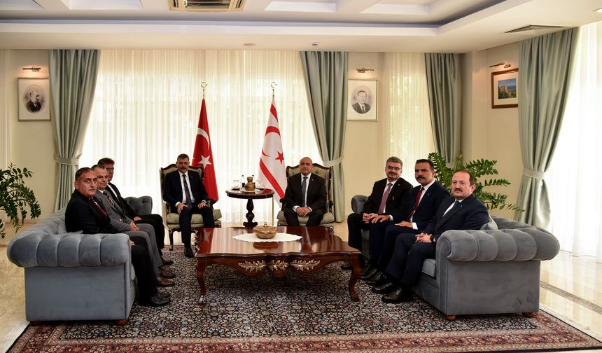 Başçeri, Çiftçi ile bir araya geldi