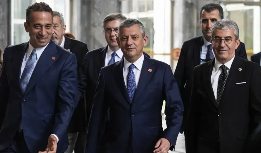 CHP'de Ali Mahir Başarır ve Gökhan Günaydın'ın grup başkanvekilliği düştü