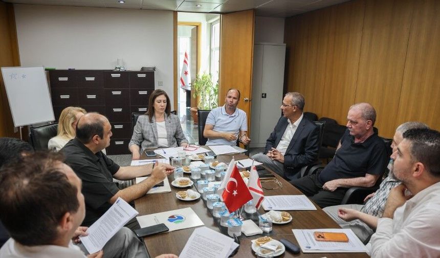 İncirli: “Sektörlerin önünü açacak politikaları hayata geçireceğiz”