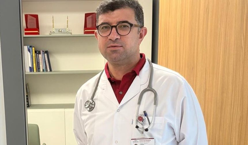 Uzmanlardan sıcak havalarda "susamayı beklemeden su için" uyarısı...