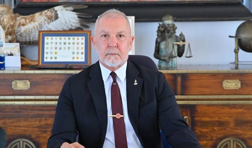 Akpınar: “Üniversiteler, siyaset kurumunun arka bahçesi değildir”