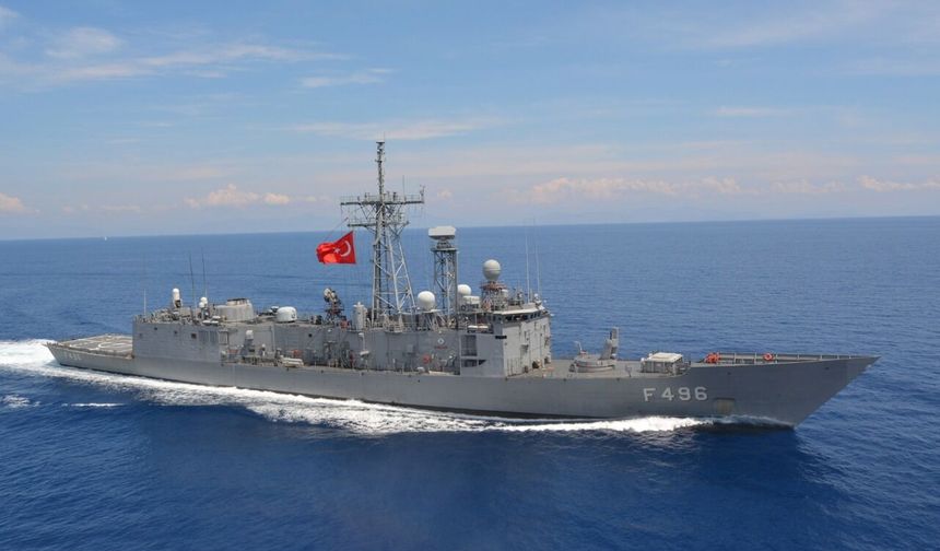 TDK’ya ait savaş gemileri 20 Temmuz vesilesiyle halkın ziyaretine açıldı