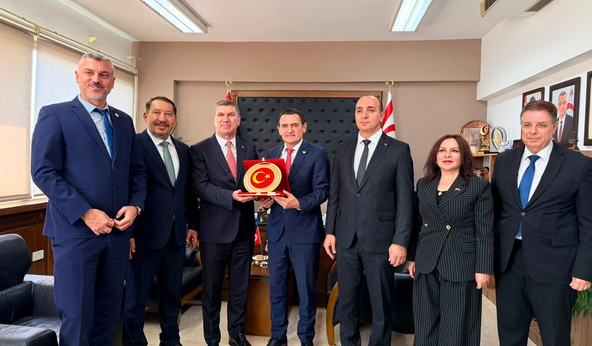 Oğuz, Akdeniz Belediyeler Birliği heyeti ile görüştü