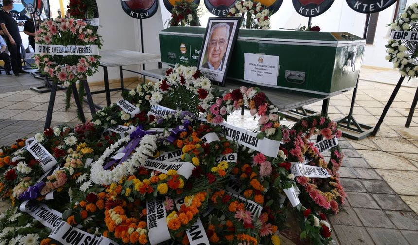Tekin Birinci mahşeri bir kalabalıkla son yolculuğuna uğurlandı