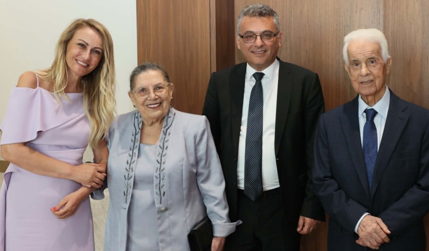 Erhürman ve eşi, 3. Cumhurbaşkanı Eroğlu ve eşiyle görüştü