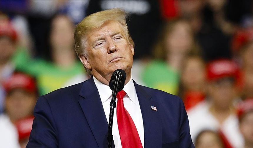 Trump, İran'ı müzakereler konusunda "ikiyüzlü" davranmakla suçladı