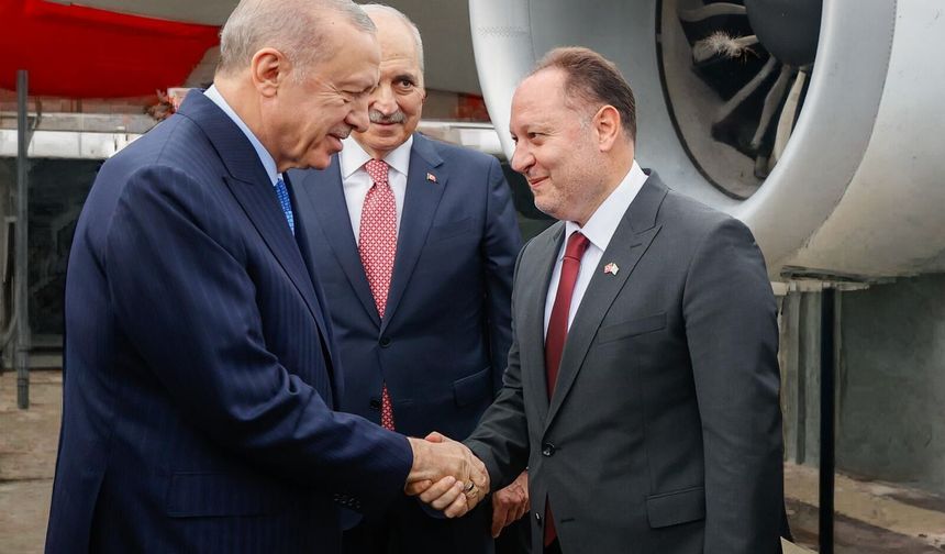 Öztürkler, AK Parti’nin kuruluş yıl dönümünü kutladı